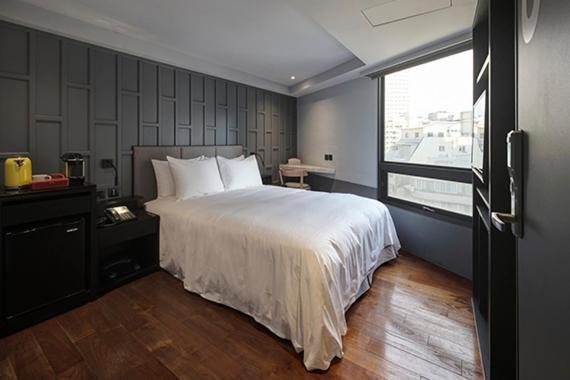 Reddot Hotel Taichung Exterior foto