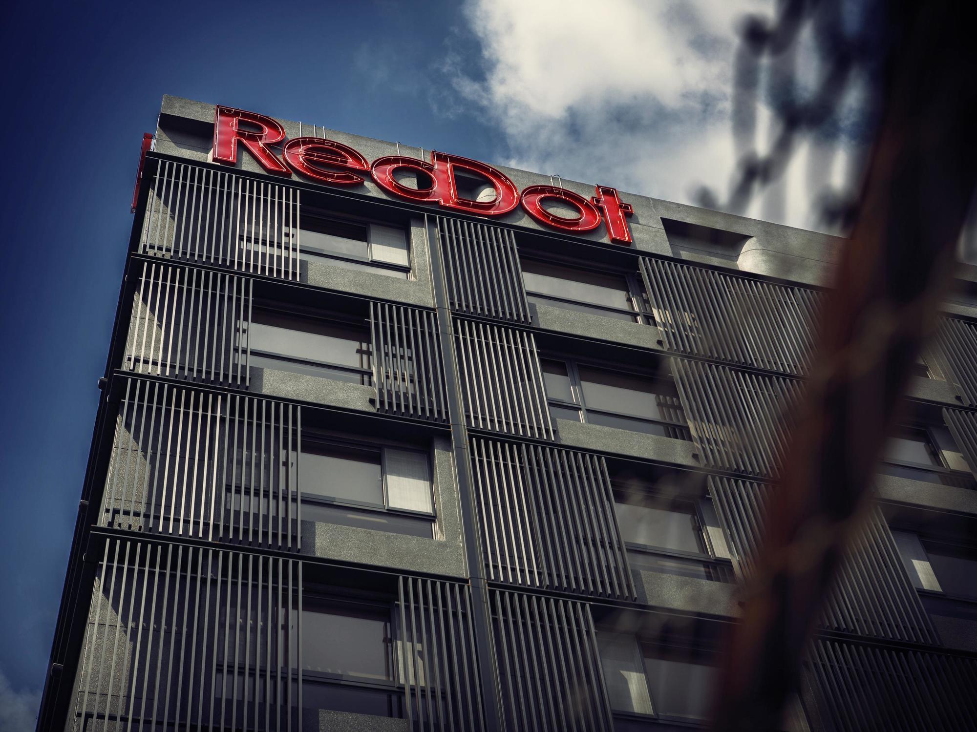 Reddot Hotel Taichung Exterior foto