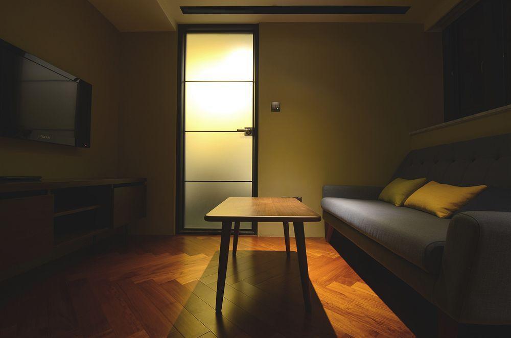Reddot Hotel Taichung Exterior foto